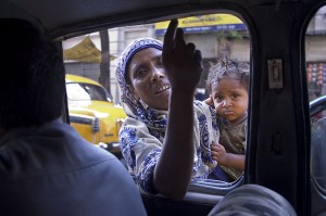 800px-India_-_Kolkata_street_beggar_-_3246